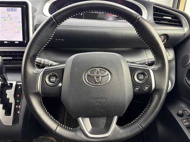 シエンタ ファンベースG 純正9インチナビ バックカメラ フルセグTV Bluetooth トヨタセーフティセンス 衝突被害軽減システム クルーズコントロール コーナーセンサー レーンキープアシスト 両側パワースライドドア(3枚目)