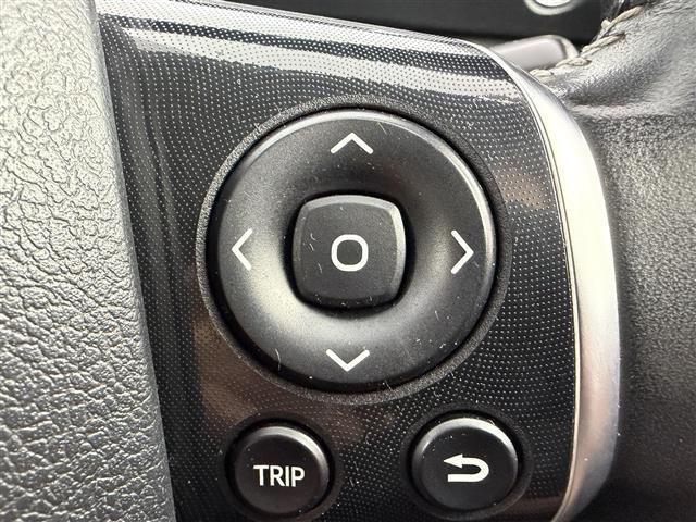 シエンタ ファンベースG 純正9インチナビ バックカメラ フルセグTV Bluetooth トヨタセーフティセンス 衝突被害軽減システム クルーズコントロール コーナーセンサー レーンキープアシスト 両側パワースライドドア(7枚目)