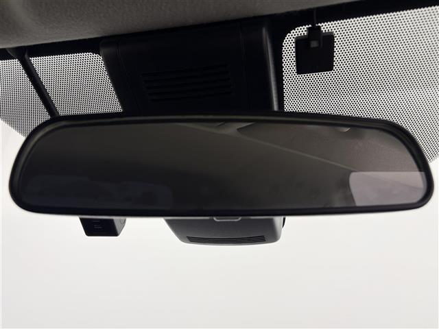 シエンタ ファンベースG 純正9インチナビ バックカメラ フルセグTV Bluetooth トヨタセーフティセンス 衝突被害軽減システム クルーズコントロール コーナーセンサー レーンキープアシスト 両側パワースライドドア(20枚目)