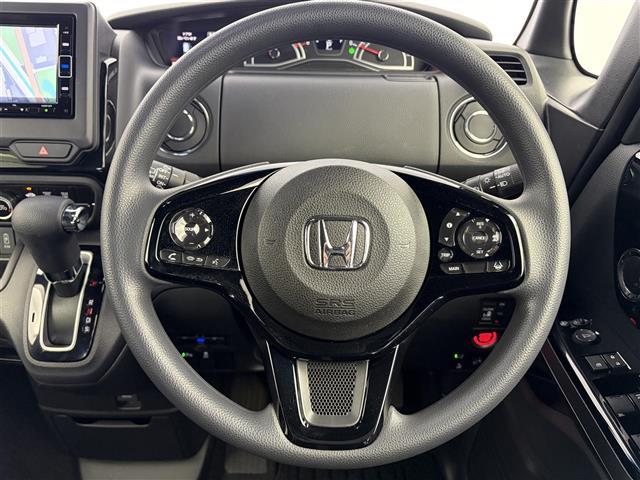 N-BOXカスタム L 純正7インチナビ バックカメラ Bluetooth ホンダセンシング 衝突被害軽減システム クルーズコントロール コーナーセンサー 横滑り防止装置 レーンキープアシスト オートライト ETC(3枚目)