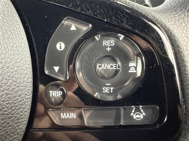 N-BOXカスタム L 純正7インチナビ バックカメラ Bluetooth ホンダセンシング 衝突被害軽減システム クルーズコントロール コーナーセンサー 横滑り防止装置 レーンキープアシスト オートライト ETC(7枚目)