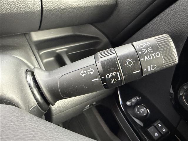 N-BOXカスタム L 純正7インチナビ バックカメラ Bluetooth ホンダセンシング 衝突被害軽減システム クルーズコントロール コーナーセンサー 横滑り防止装置 レーンキープアシスト オートライト ETC(9枚目)