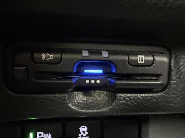 N-BOXカスタム L 純正7インチナビ バックカメラ Bluetooth ホンダセンシング 衝突被害軽減システム クルーズコントロール コーナーセンサー 横滑り防止装置 レーンキープアシスト オートライト ETC(15枚目)