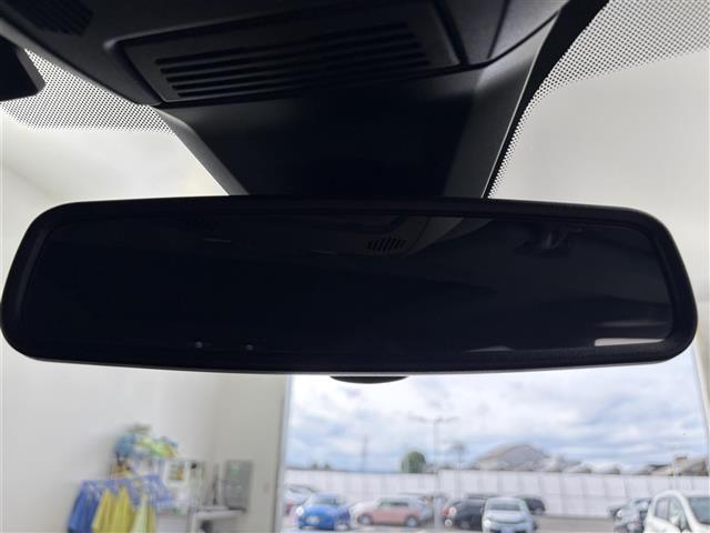 DS7クロスバック グランシック ブルーHDi サンルーフ 純正ナビ AM/FM Bluetooth USB iPod フルセグTV BRM製アナログ時計 クルコン レーンキープアシスト ブラインドスポットアシスト レザーシート パワーシート(20枚目)