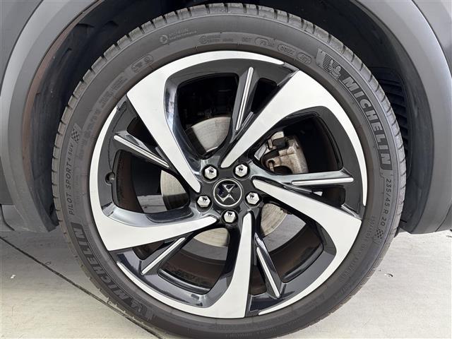 DS7クロスバック グランシック ブルーHDi サンルーフ 純正ナビ AM/FM Bluetooth USB iPod フルセグTV BRM製アナログ時計 クルコン レーンキープアシスト ブラインドスポットアシスト レザーシート パワーシート(38枚目)