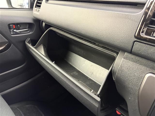 ハイエースバン スーパーGL ダーク プライムII ベットキット モデリスタエアロ ヒッチメンバー 衝突軽減ブレーキ ALPINE後席モニター バックカメラ 純正SDナビ フルセグTV Bluetooth ETC ドライブレコーダー ハーフレザー(14枚目)