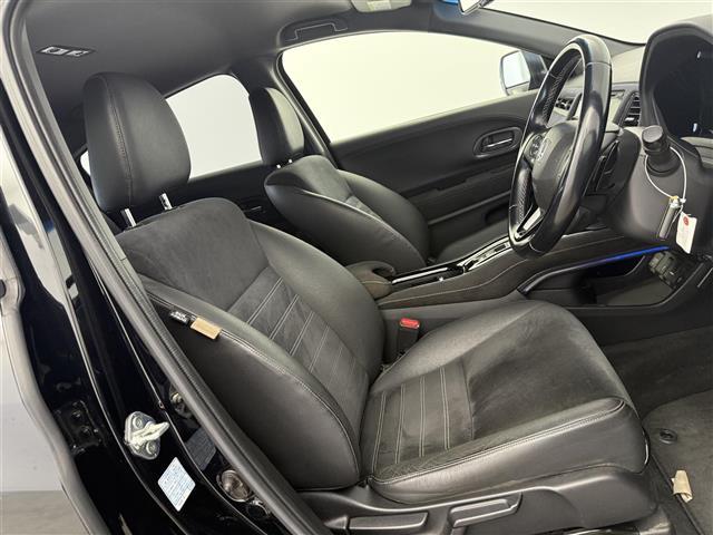 ヴェゼル ハイブリッド 純正ナビ(CD・DVD・Bluetooth・フルセグTV・USB・HDMI)バックカメラ 前後ドライブレコーダー ETC 前席シートヒーター クルーズコントロール パドルシフト LEDオートライト(18枚目)