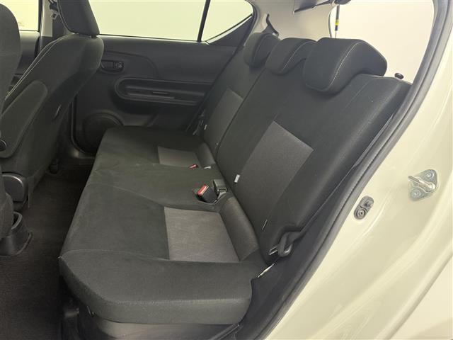 アクア Ｓ　スタイルブラック　純正ナビ（ＣＤ・Ｂｌｕｅｔｏｏｔｈ・フルセグ）バックカメラ　純正ドライブレコーダー　ＥＴＣ　レーンキープアシスト　横滑り防止装置　衝突軽減ブレーキ　盗難防止装置　ステアリングリモコン　オートハイビーム（21枚目）