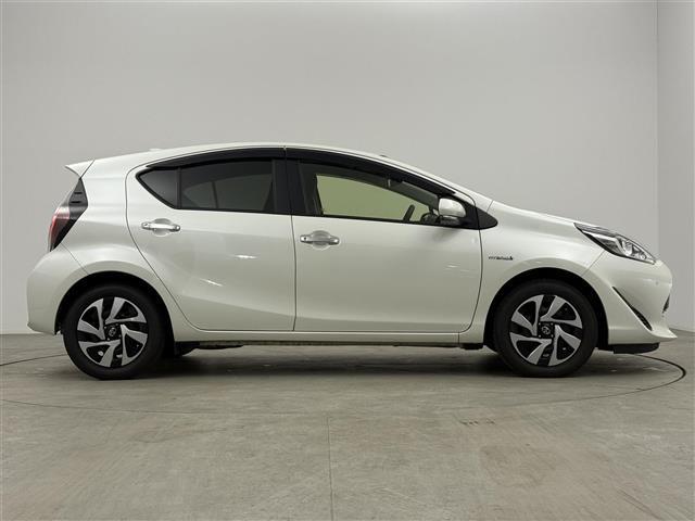 アクア Ｓ　スタイルブラック　純正ナビ（ＣＤ・Ｂｌｕｅｔｏｏｔｈ・フルセグ）バックカメラ　純正ドライブレコーダー　ＥＴＣ　レーンキープアシスト　横滑り防止装置　衝突軽減ブレーキ　盗難防止装置　ステアリングリモコン　オートハイビーム（28枚目）