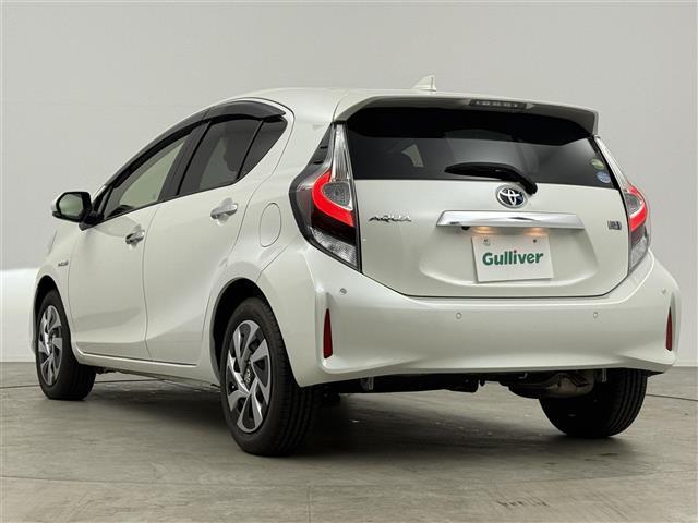 アクア Ｓ　スタイルブラック　純正ナビ（ＣＤ・Ｂｌｕｅｔｏｏｔｈ・フルセグ）バックカメラ　純正ドライブレコーダー　ＥＴＣ　レーンキープアシスト　横滑り防止装置　衝突軽減ブレーキ　盗難防止装置　ステアリングリモコン　オートハイビーム（31枚目）