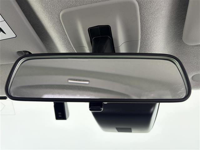 タンク カスタムＧ　純正ナビ（フルセグＴＶ・ＨＤＭＩ・ＵＳＢ・ラジオ）バックカメラ　両側パワースライドドア　純正ドライブレコーダー　ＥＴＣ２．０　クルーズコントロール　シートヒーター　オートハイビーム　ＬＥＤヘッドライト（21枚目）