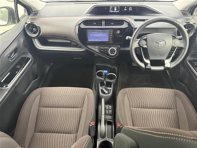 アクア Ｇ　純正ナビ（フルセグＴＶ・ＣＤ・ＤＶＤ・Ｂｌｕｅｔｏｏｔｈ・ラジオ）バックカメラ　ドライブレコーダー　ＥＴＣ　前席シートヒーター　前席パワーシート　クルーズコントロール　パドルシフト　ＬＥＤオートライト（2枚目）