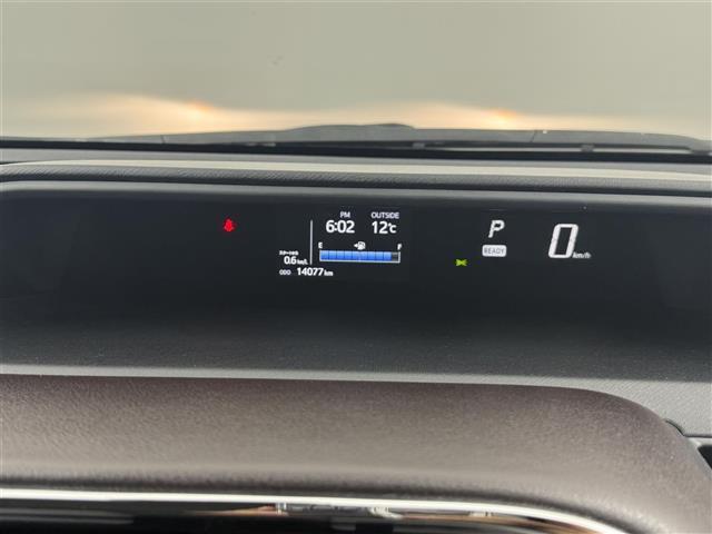 アクア Ｇ　純正ナビ（フルセグＴＶ・ＣＤ・ＤＶＤ・Ｂｌｕｅｔｏｏｔｈ・ラジオ）バックカメラ　ドライブレコーダー　ＥＴＣ　前席シートヒーター　前席パワーシート　クルーズコントロール　パドルシフト　ＬＥＤオートライト（4枚目）