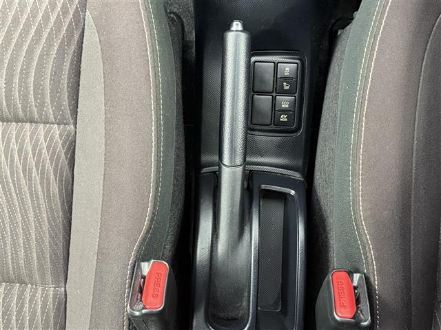 アクア Ｇ　純正ナビ（フルセグＴＶ・ＣＤ・ＤＶＤ・Ｂｌｕｅｔｏｏｔｈ・ラジオ）バックカメラ　ドライブレコーダー　ＥＴＣ　前席シートヒーター　前席パワーシート　クルーズコントロール　パドルシフト　ＬＥＤオートライト（15枚目）