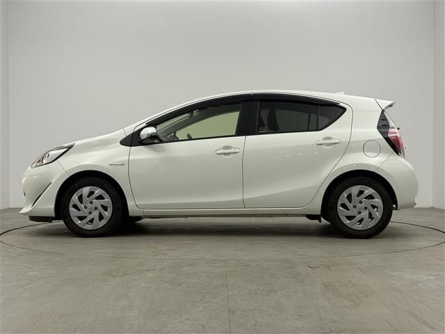 アクア Ｇ　純正ナビ（フルセグＴＶ・ＣＤ・ＤＶＤ・Ｂｌｕｅｔｏｏｔｈ・ラジオ）バックカメラ　ドライブレコーダー　ＥＴＣ　前席シートヒーター　前席パワーシート　クルーズコントロール　パドルシフト　ＬＥＤオートライト（32枚目）