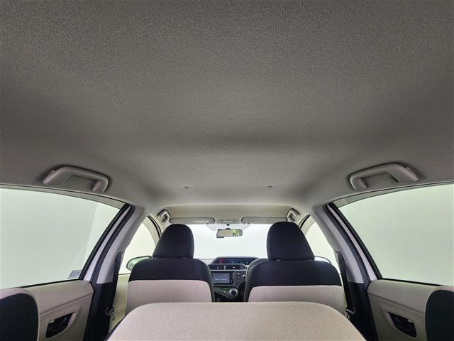 アクア Ｓ　純正ナビ　フルセグＴＶ　Ｂｌｕｅｔｏｏｔｈ・ＣＤ・ＤＶＤ　バックカメラ　ＥＴＣ　前席シートヒーター　ドライブレコーダー　盗難防止装置　ＬＥＤオートライト　コーナーポール　スマートキー　プッシュスタート（28枚目）
