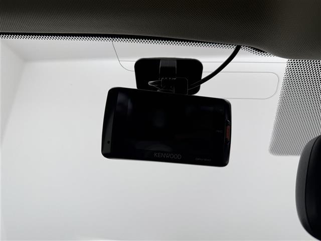 CT CT200h バージョンC 純正ナビ(フルセグTV・Bluetooth・CD・DVD・ラジオ)バックカメラ 純正ドライブレコーダー ETC 前席パワーシート クルーズコントロール シートヒーター LEDオートライト 盗難防止装置(19枚目)