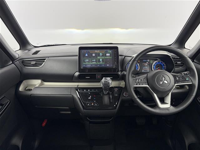 デリカミニ T プレミアム 届出済未使用車 4WD ターボ e-Assist マイパイロット 純正ディスプレイオーディオ マルチアラウンドモニター ステアリングリモコン ステアリングヒーター 衝突軽減ブレーキ レーダークルーズ(42枚目)