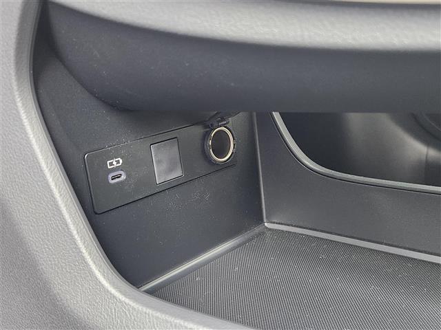 LBX エレガント ワンオーナー 純正9.8インチナビ フルセグTV パノラミックビューモニター レクサスチームメイト レクサスセーフティシステム ワイヤレス充電 ETC2.0 ドラレコ パワーシート シートヒーター(19枚目)