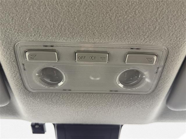 アクア Ｇブラックソフトレザーセレクション　純正７インチナビ　バックカメラ　Ｂｌｕｅｔｏｏｔｈ　ワンセグＴＶ　トヨタセーフティセンス　衝突被害軽減システム　クルーズコントロール　横滑り防止装置　レーンキープアシスト　オートライト　ＥＴＣ（16枚目）