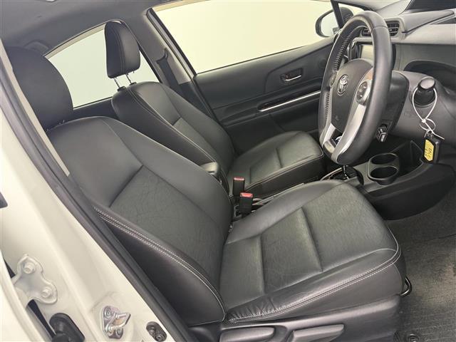 アクア Ｇブラックソフトレザーセレクション　純正７インチナビ　バックカメラ　Ｂｌｕｅｔｏｏｔｈ　ワンセグＴＶ　トヨタセーフティセンス　衝突被害軽減システム　クルーズコントロール　横滑り防止装置　レーンキープアシスト　オートライト　ＥＴＣ（19枚目）