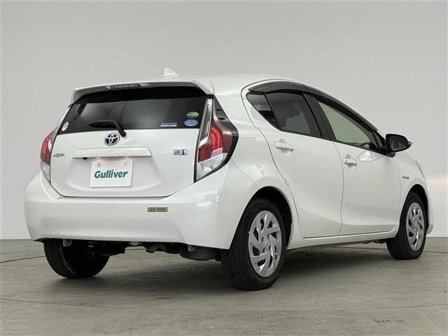 アクア Ｇブラックソフトレザーセレクション　純正７インチナビ　バックカメラ　Ｂｌｕｅｔｏｏｔｈ　ワンセグＴＶ　トヨタセーフティセンス　衝突被害軽減システム　クルーズコントロール　横滑り防止装置　レーンキープアシスト　オートライト　ＥＴＣ（28枚目）