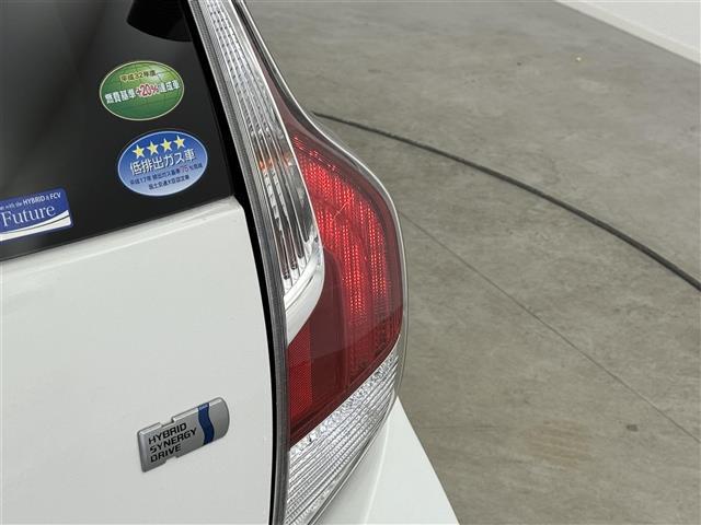 アクア Ｇブラックソフトレザーセレクション　純正７インチナビ　バックカメラ　Ｂｌｕｅｔｏｏｔｈ　ワンセグＴＶ　トヨタセーフティセンス　衝突被害軽減システム　クルーズコントロール　横滑り防止装置　レーンキープアシスト　オートライト　ＥＴＣ（35枚目）