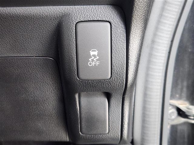 N-BOXカスタム G・Lパッケージ 純正7インチナビ バックカメラ ワンセグTV 横滑り防止装置 盗難防止装置 オートライト フォグランプ 片側パワースライドドア 前後ドライブレコーダー ETC 純正AW 純正フロアマット(18枚目)