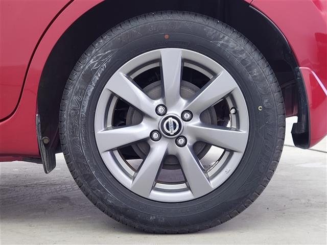 ノート ｅ－パワー　Ｘ　ブラックアロー　純正７インチナビ　バックカメラ　Ｂｌｕｅｔｏｏｔｈ　フルセグＴＶ　衝突被害軽減ブレーキ　クルーズコントロール　横滑り防止装置　レーンキープアシスト　オートライト　フォグランプ　ＥＴＣ（41枚目）