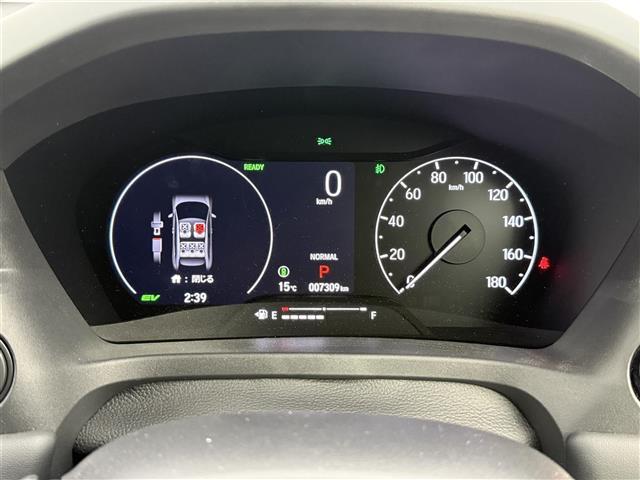ヴェゼル ｅ：ＨＥＶ　Ｘ　ワンオーナー　純正ディスプレイオーディオ　バックカメラ　Ｂｌｕｅｔｏｏｔｈ　Ａｐｐｌｅ　ＣａｒＰｌａｙ　ＡｎｄｒｏｉｄＡｕｔｏ　ホンダセンシング　衝突被害軽減システム　クルーズコントロール　ＥＴＣ（4枚目）