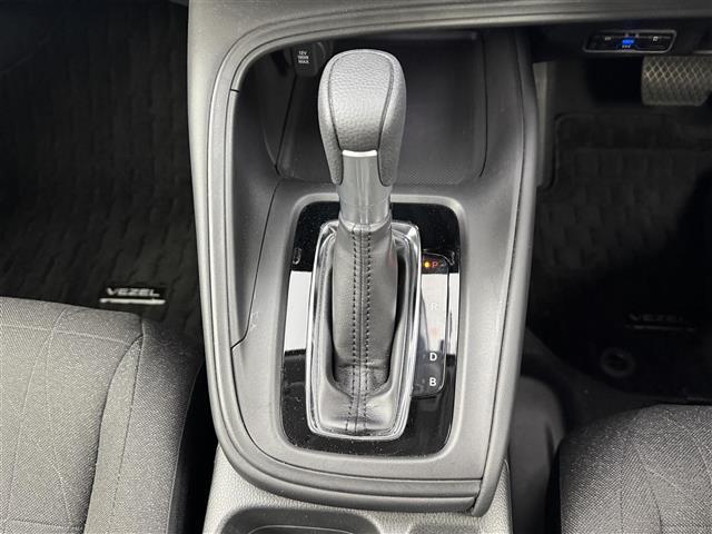 ヴェゼル ｅ：ＨＥＶ　Ｘ　ワンオーナー　純正ディスプレイオーディオ　バックカメラ　Ｂｌｕｅｔｏｏｔｈ　Ａｐｐｌｅ　ＣａｒＰｌａｙ　ＡｎｄｒｏｉｄＡｕｔｏ　ホンダセンシング　衝突被害軽減システム　クルーズコントロール　ＥＴＣ（15枚目）