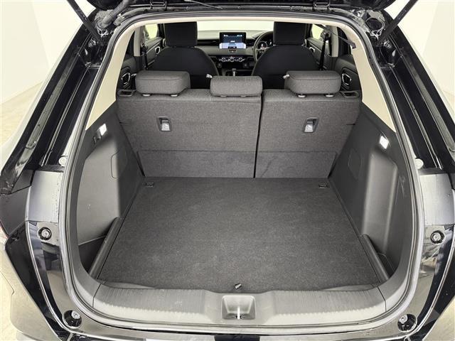 ヴェゼル ｅ：ＨＥＶ　Ｘ　ワンオーナー　純正ディスプレイオーディオ　バックカメラ　Ｂｌｕｅｔｏｏｔｈ　Ａｐｐｌｅ　ＣａｒＰｌａｙ　ＡｎｄｒｏｉｄＡｕｔｏ　ホンダセンシング　衝突被害軽減システム　クルーズコントロール　ＥＴＣ（23枚目）