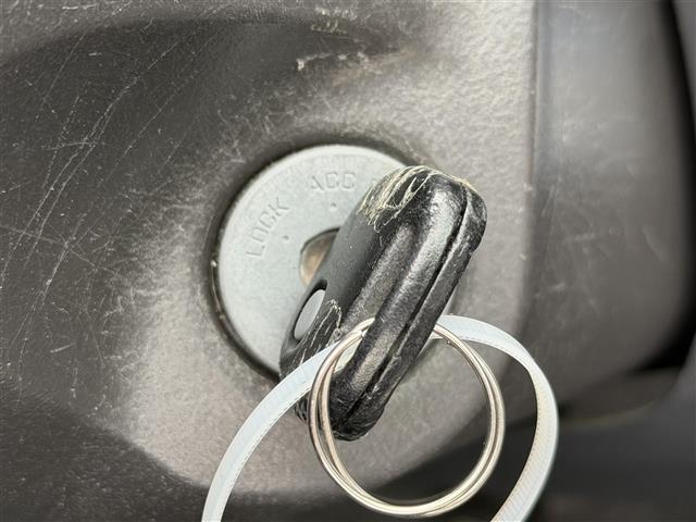 ワゴンＲ ＦＸ－Ｓリミテッド　社外７インチナビ　フルセグテレビ　Ｂｌｕｅｔｏｏｔｈ　ＨＤＭＩ端子　ＥＴＣ　ハロゲンヘッドライト　社外アルミホイール　社外フロアマット（5枚目）