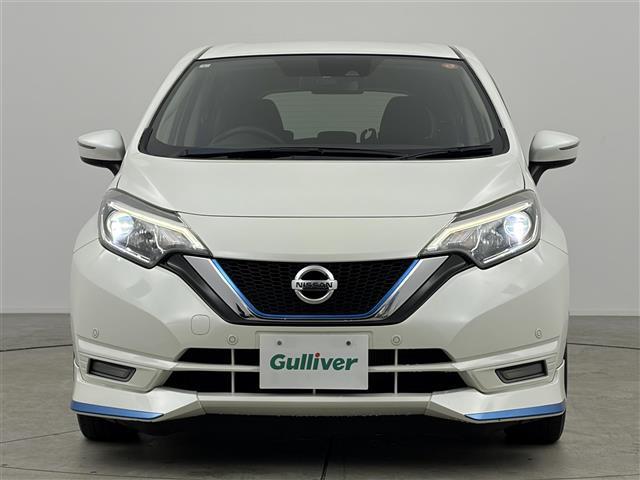 ノート ｅ－パワー　Ｘ　フルエアロ　純正ＳＤナビ（フルセグＴＶ・Ｂｌｕｅｔｏｏｔｈ・ラジオ）純正ドライブレコーダー　ＥＴＣ　衝突軽減ブレーキ　コーナーセンサー　レーンキープアシスト　ＬＥＤオートライト　純正フロアマット（29枚目）