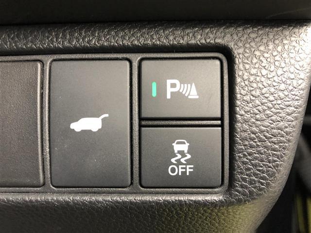 ヴェゼル ｅ：ＨＥＶ　Ｚ　ワンオーナー　純正ナビ　バックカメラ　置くだけ充電　ドラレコ　ＢＳＭ　ＥＴＣ２．０　ハーフレザー　シートヒーター　ステアリングヒーター　電動リアゲード　　純正１８インチＡＷ　衝突軽減システム　ＡＣＣ（16枚目）