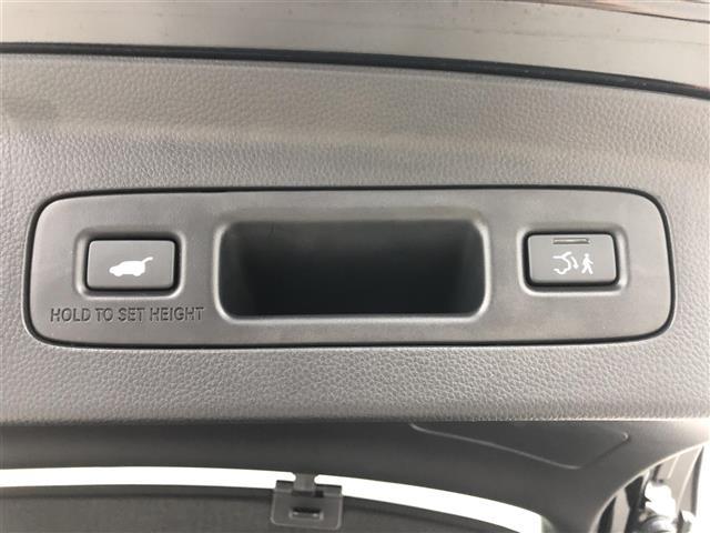 ヴェゼル ｅ：ＨＥＶ　Ｚ　ワンオーナー　純正ナビ　バックカメラ　置くだけ充電　ドラレコ　ＢＳＭ　ＥＴＣ２．０　ハーフレザー　シートヒーター　ステアリングヒーター　電動リアゲード　　純正１８インチＡＷ　衝突軽減システム　ＡＣＣ（27枚目）