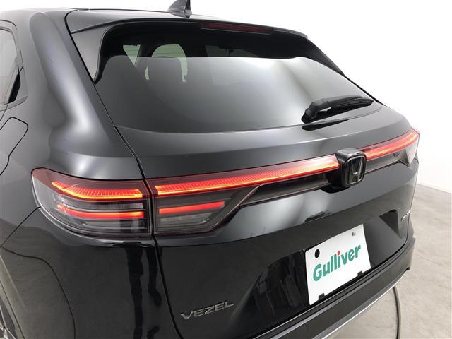 ヴェゼル ｅ：ＨＥＶ　Ｚ　ワンオーナー　純正ナビ　バックカメラ　置くだけ充電　ドラレコ　ＢＳＭ　ＥＴＣ２．０　ハーフレザー　シートヒーター　ステアリングヒーター　電動リアゲード　　純正１８インチＡＷ　衝突軽減システム　ＡＣＣ（37枚目）