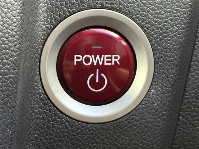 フィットハイブリッド Ｓパッケージ　純正ナビ　バックカメラ　衝突軽減ブレーキ　純正１６インチアルミホイール　クルーズコントロール　ワンセグＴＶ　ＬＥＤヘッドライト　ドライブレコーダー　スマートキー　キーレス　電動格納ミラー　ＥＴＣ（9枚目）