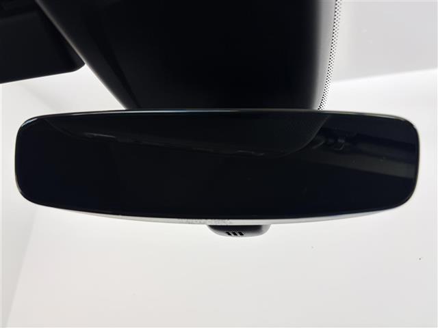 ＴＴクーペ ４５ＴＦＳＩクワトロ　純正ＨＤＤナビ　バックカメラ　衝突軽減システム　ＥＴＣ２．０　ドライブレコーダー　レザーシート　パワーシート　電動パーキングブレーキ　オートブレーキホールド　パドルシフト　コーナーセンサー（21枚目）