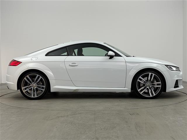 ＴＴクーペ ４５ＴＦＳＩクワトロ　純正ＨＤＤナビ　バックカメラ　衝突軽減システム　ＥＴＣ２．０　ドライブレコーダー　レザーシート　パワーシート　電動パーキングブレーキ　オートブレーキホールド　パドルシフト　コーナーセンサー（32枚目）