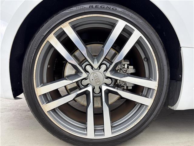 ＴＴクーペ ４５ＴＦＳＩクワトロ　純正ＨＤＤナビ　バックカメラ　衝突軽減システム　ＥＴＣ２．０　ドライブレコーダー　レザーシート　パワーシート　電動パーキングブレーキ　オートブレーキホールド　パドルシフト　コーナーセンサー（39枚目）