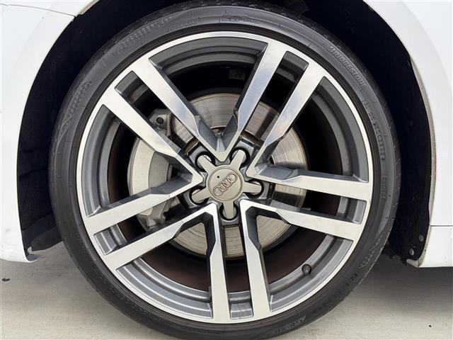 ＴＴクーペ ４５ＴＦＳＩクワトロ　純正ＨＤＤナビ　バックカメラ　衝突軽減システム　ＥＴＣ２．０　ドライブレコーダー　レザーシート　パワーシート　電動パーキングブレーキ　オートブレーキホールド　パドルシフト　コーナーセンサー（40枚目）