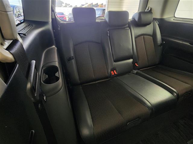 エルグランド ２５０ＨＷＳ　Ｓ　アーバンクロム　サンルーフ　純正エアロ（フロント／サイド）　純正メーカーナビ　Ｂｌｕｅｔｏｏｔｈ接続　ワンセグＴＶ　ＤＶＤ／ＣＤ　ＡＭ／ＦＭ　ＵＳＢ　ＡＵＸ　両側パワースライドドア　クルーズコントロール　ドラレコ（24枚目）