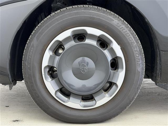 シエンタ ハイブリッドＺ　ディスプレイオーディオ　パノラマミックビューモニター　両側パワースライドドア　ブラインドスポットモニター　プリクラッシュセーフティシステム　ＡＣＣ　フルセグＴＶ　ドライブレコーダー　スマートキー（41枚目）