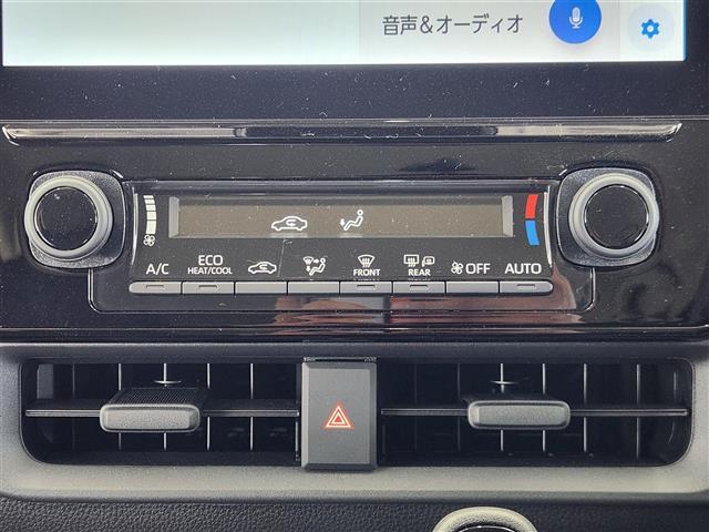 シエンタ ハイブリッドＺ　純正１０．５インチディスプレイオーディオ　パノラミックビューモニター　フルセグＴＶ　トヨタセーフティセンス　衝突被害軽減ブレーキ　レーダークルーズコントロール　横滑り防止装置　コーナーセンサー（12枚目）