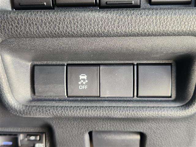 シエンタ ハイブリッドＺ　純正１０．５インチディスプレイオーディオ　パノラミックビューモニター　フルセグＴＶ　トヨタセーフティセンス　衝突被害軽減ブレーキ　レーダークルーズコントロール　横滑り防止装置　コーナーセンサー（19枚目）