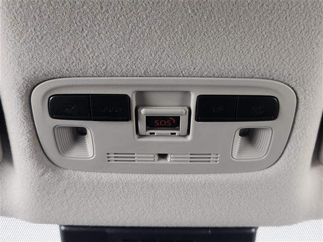 シエンタ ハイブリッドＺ　純正１０．５インチディスプレイオーディオ　パノラミックビューモニター　フルセグＴＶ　トヨタセーフティセンス　衝突被害軽減ブレーキ　レーダークルーズコントロール　横滑り防止装置　コーナーセンサー（21枚目）