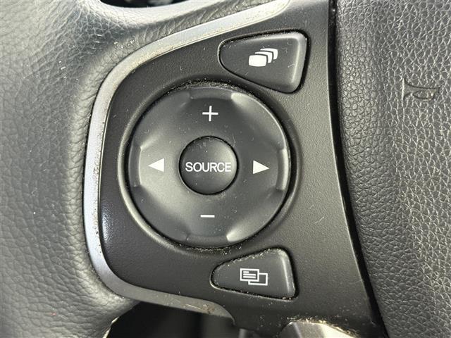 ステップワゴンスパーダ ｅ：ＨＥＶスパーダ　Ｇ　ホンダセンシング　ホンダセンシング　衝突被害軽減ブレーキ　誤発進抑制機能　アダプティブクルーズコントロール　先行車発進お知らせ機能　両側パワースライド　フリップダウンモニター　純正ナビ　フルセグＴＶ　プッシュスタート（5枚目）