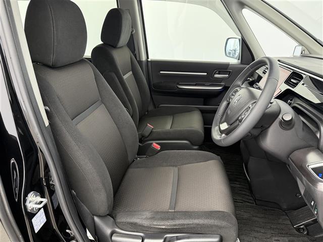 ステップワゴンスパーダ ｅ：ＨＥＶスパーダ　Ｇ　ホンダセンシング　ホンダセンシング　衝突被害軽減ブレーキ　誤発進抑制機能　アダプティブクルーズコントロール　先行車発進お知らせ機能　両側パワースライド　フリップダウンモニター　純正ナビ　フルセグＴＶ　プッシュスタート（22枚目）