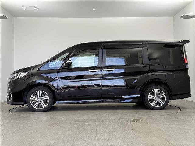 ステップワゴンスパーダ ｅ：ＨＥＶスパーダ　Ｇ　ホンダセンシング　ホンダセンシング　衝突被害軽減ブレーキ　誤発進抑制機能　アダプティブクルーズコントロール　先行車発進お知らせ機能　両側パワースライド　フリップダウンモニター　純正ナビ　フルセグＴＶ　プッシュスタート（33枚目）